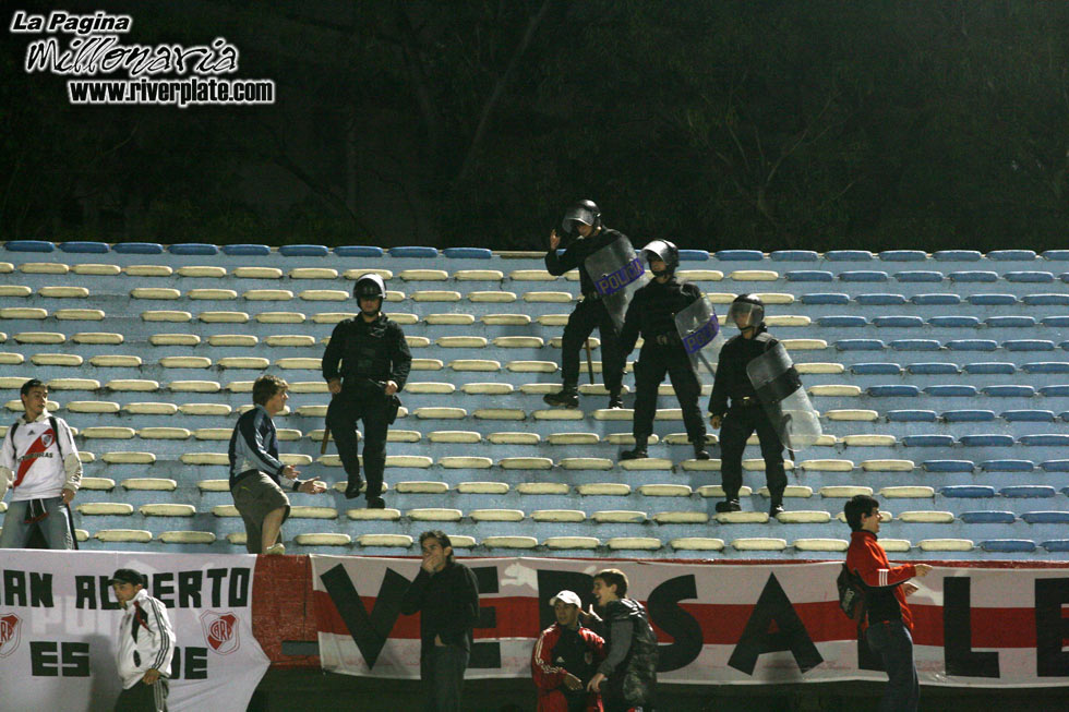 Defensor Sporting vs River Plate (SUD 2007) 51