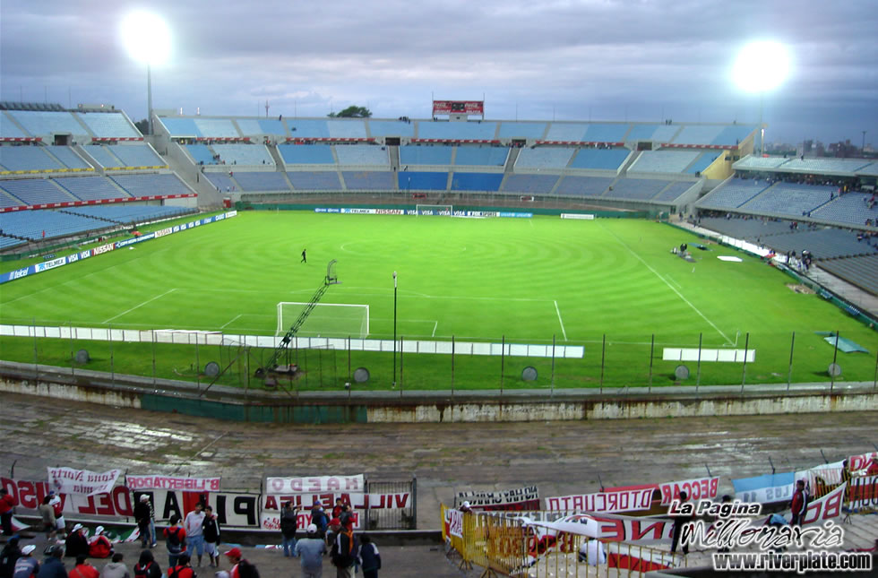 Defensor Sporting vs River Plate (SUD 2007) 65