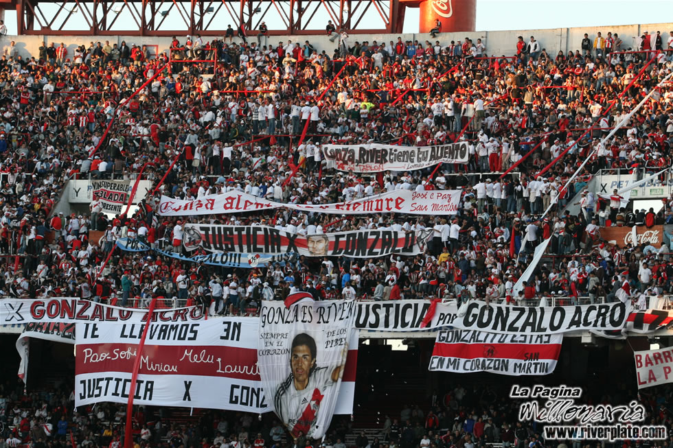 River Plate vs Independiente (AP 2007) 48