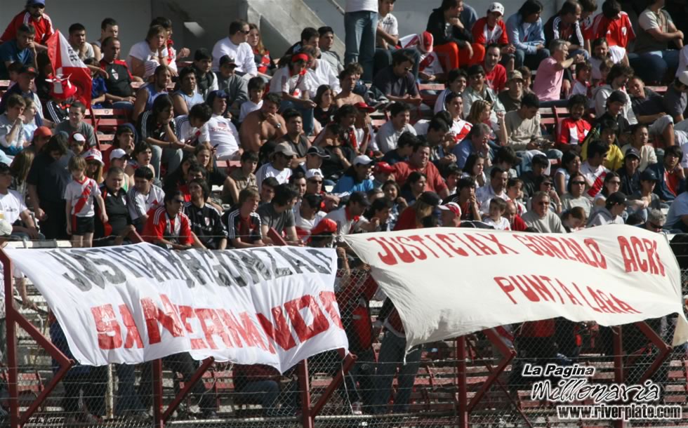 River Plate vs Independiente (AP 2007) 57