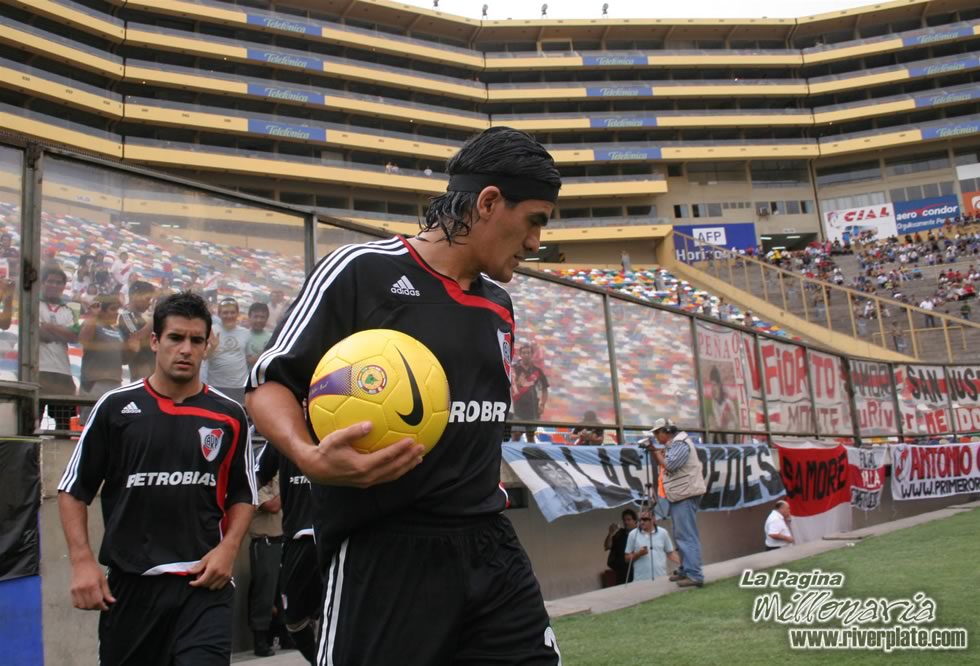 Universidad San Martín de Porres vs River Plate (LIB 2008) 5