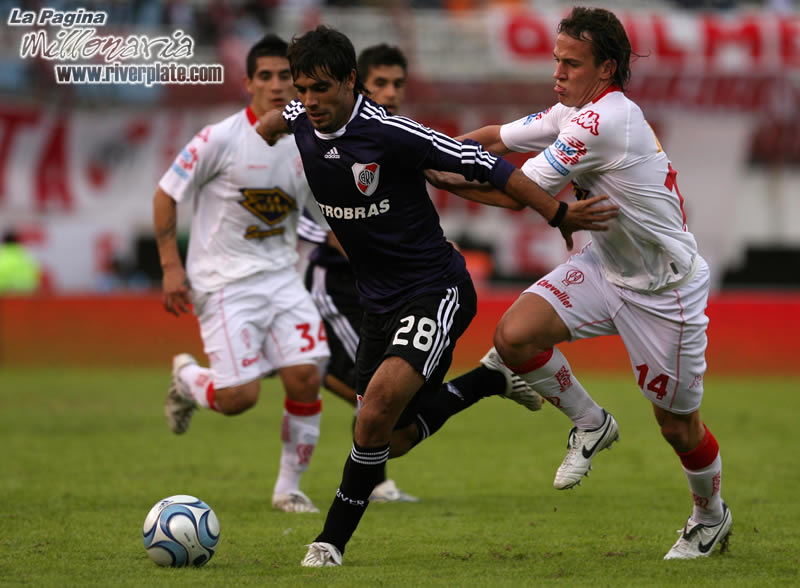 River Plate vs Huracan (CL 2008) 12
