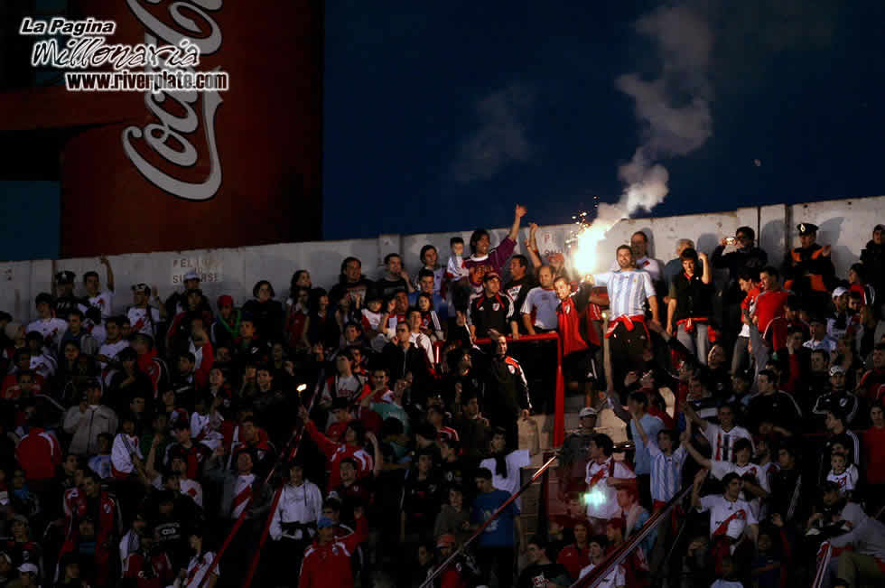 River Plate vs Defensor Sporting (SUD 08) 8